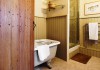 En-Suite Bathroom En-Suite Bathroom