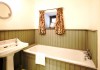 En-Suite Bathroom En-Suite Bathroom