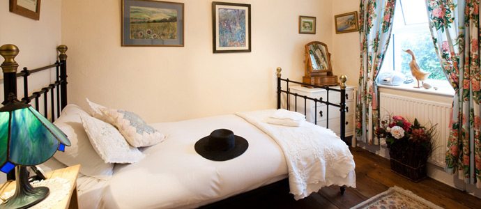 Shamrock Cottage Single Bedroom