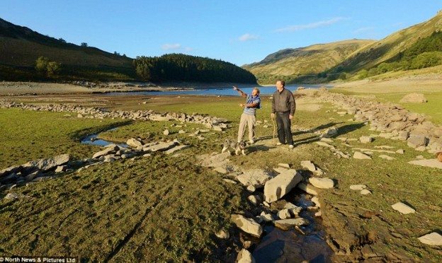 Mardale village revealed in Haweswater