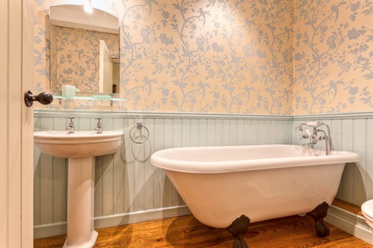 Lake District House near Coniston Water, sleeps up to 8 people